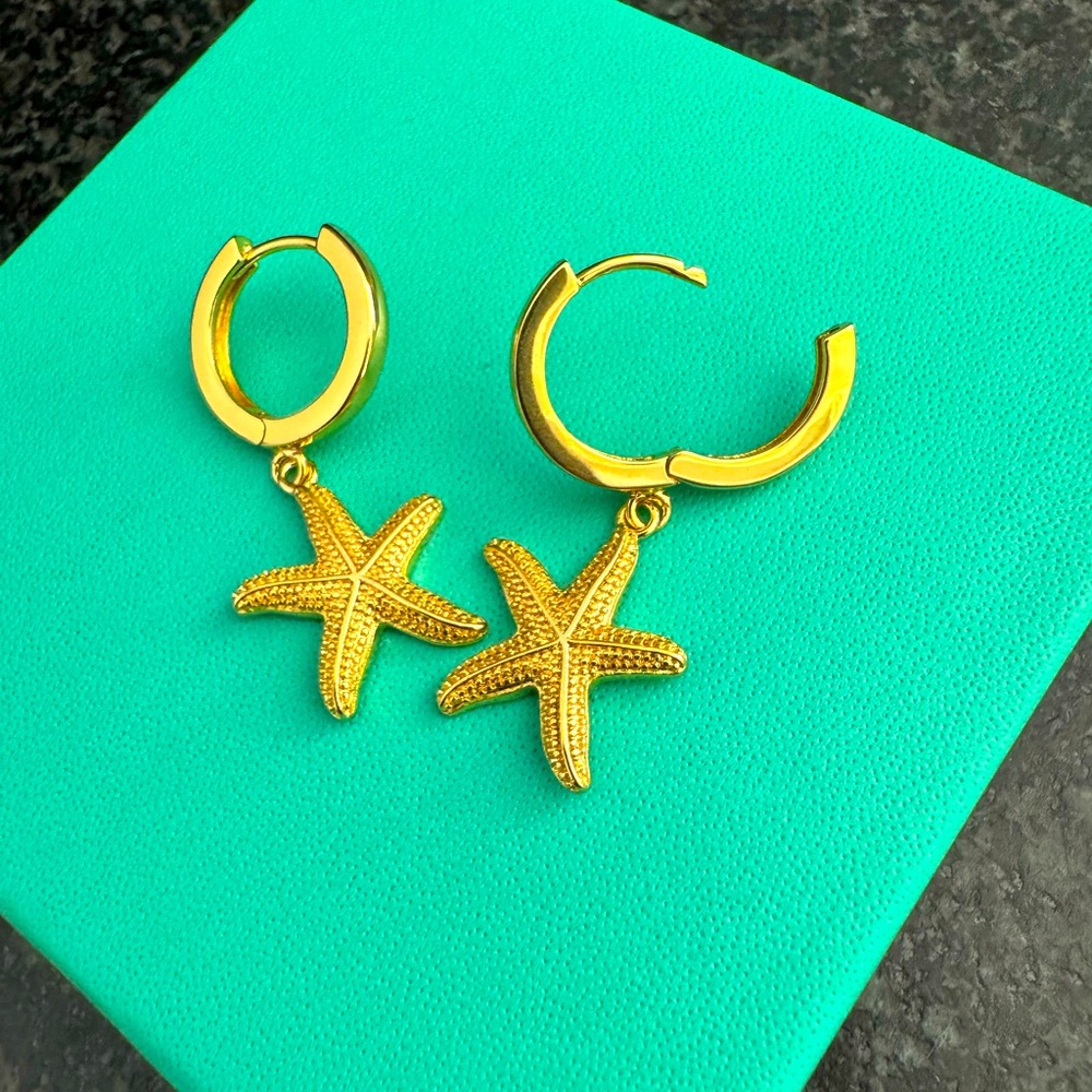 Gold Starfish Earrings and Layered Necklace Bundle